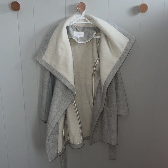 BCBGeneration LONG BELTED JACKET - Picture 5 of 13